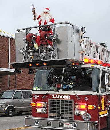 Santa Firetruck Crop Goal 4